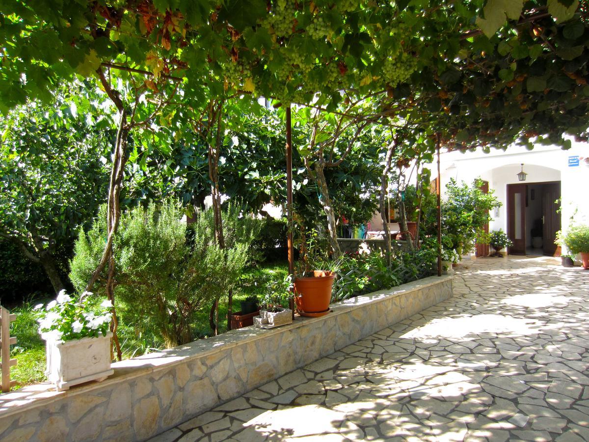 Apartment Vita Porec Bagian luar foto