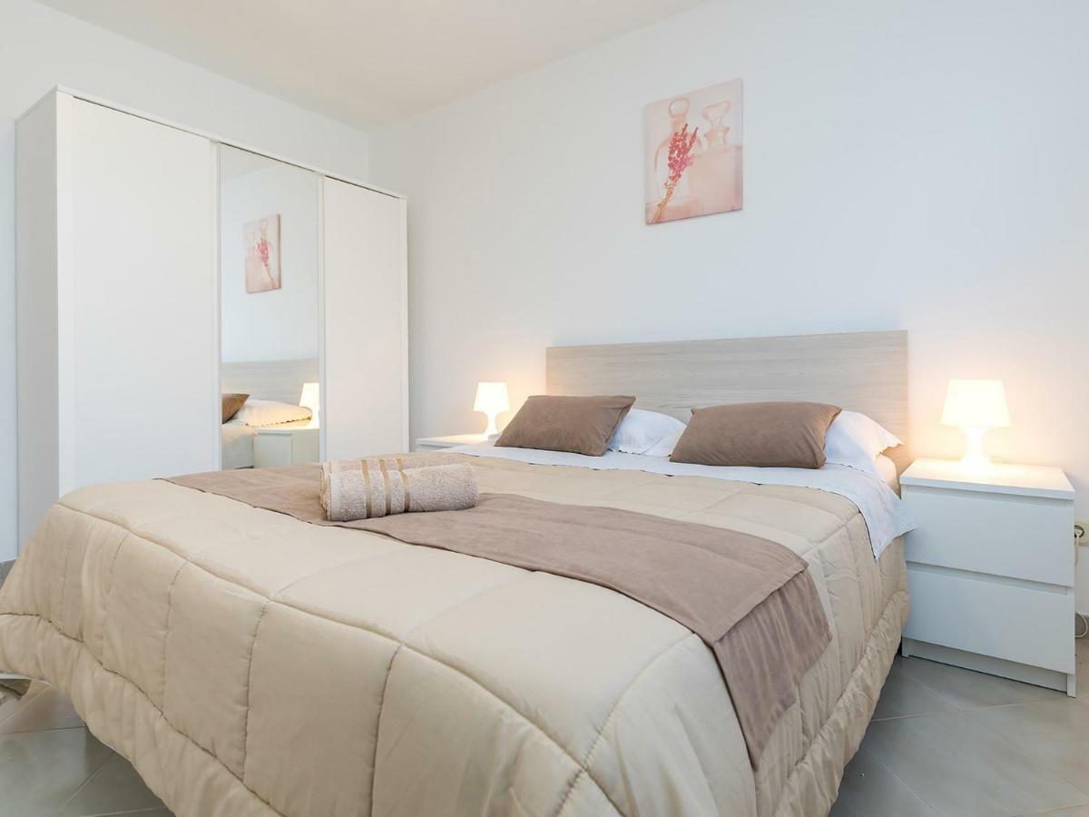 Apartment Vita Porec Bagian luar foto