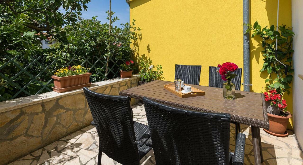 Apartment Vita Porec Bagian luar foto